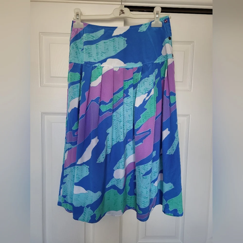 Malia Women's Flowy Skirt Colorful Aqua Watercolor Silky Polyester Buttons 8 - Picture 3 of 12